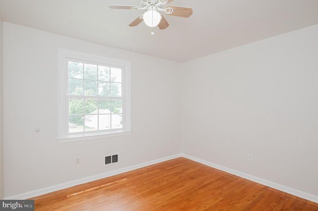 4 OLD SPRING CT, Cockeysville, MD 21030