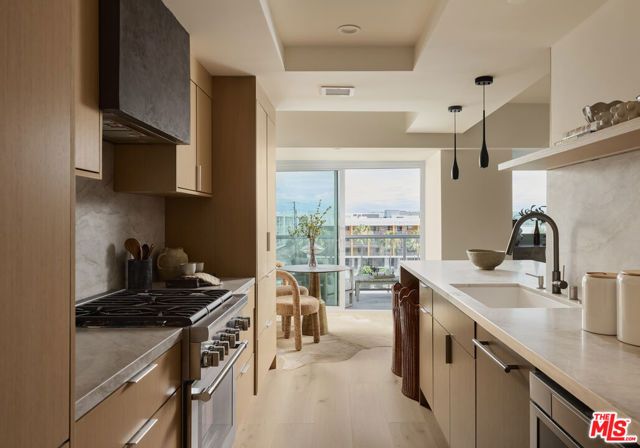 13600 Marina Pointe Drive 604, Marina Del Rey, CA 90292