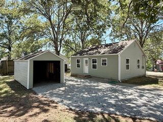 901 S Jackson Street, El Dorado Springs, MO 64744