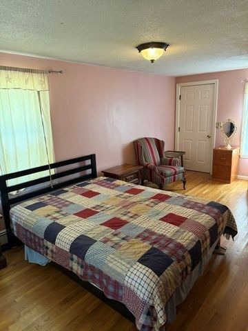 111 Hawthorne St, Weymouth, MA 01288