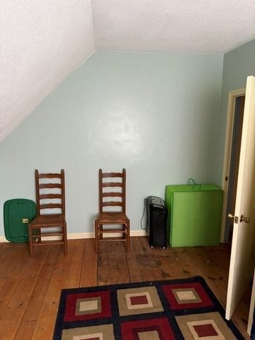 111 Hawthorne St, Weymouth, MA 01288