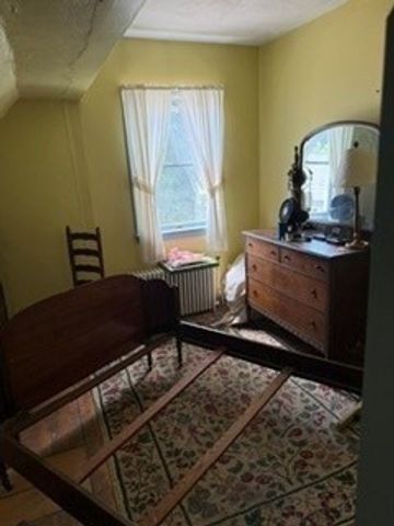 111 Hawthorne St, Weymouth, MA 01288