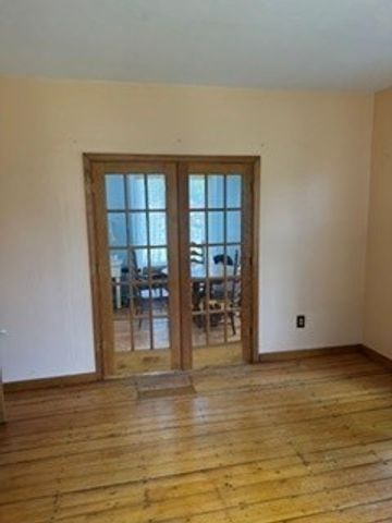 111 Hawthorne St, Weymouth, MA 01288