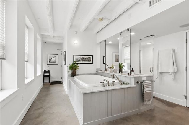 1904 Main Street 3S, Kansas City, MO 64108
