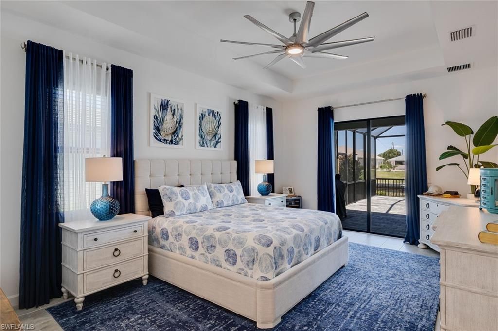 Image 15 of property listing at 1413 SE 10th AVE, Cape Coral, FL 33990