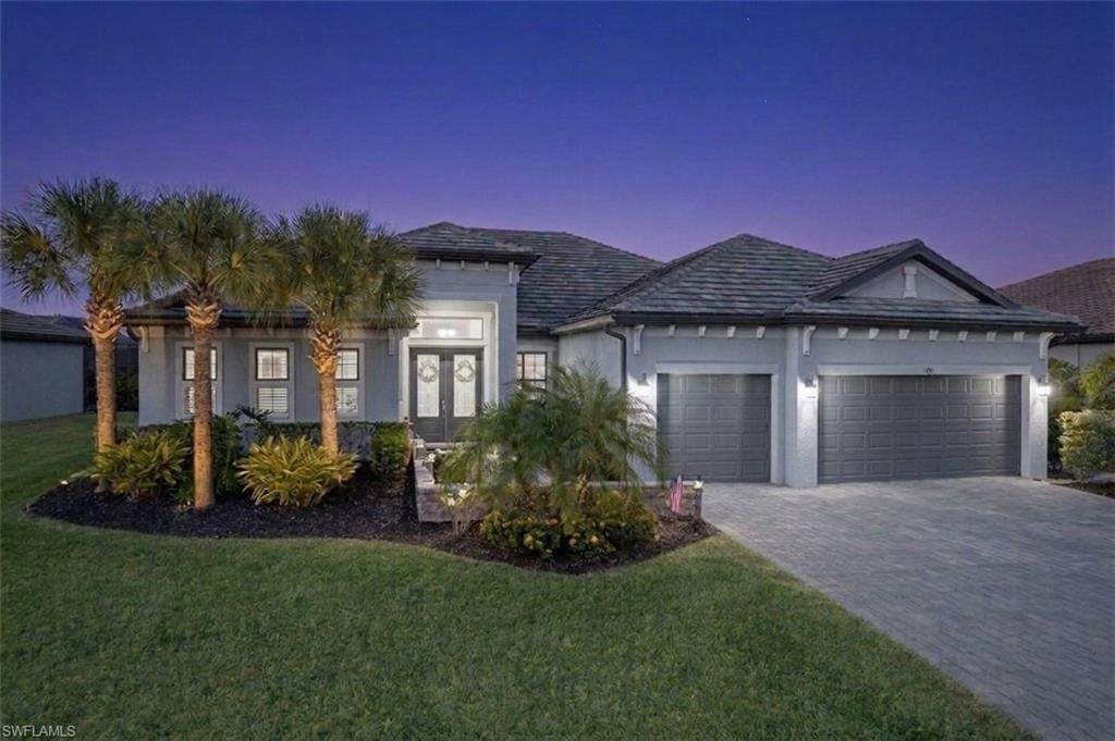 Image 2 of property listing at 1413 SE 10th AVE, Cape Coral, FL 33990