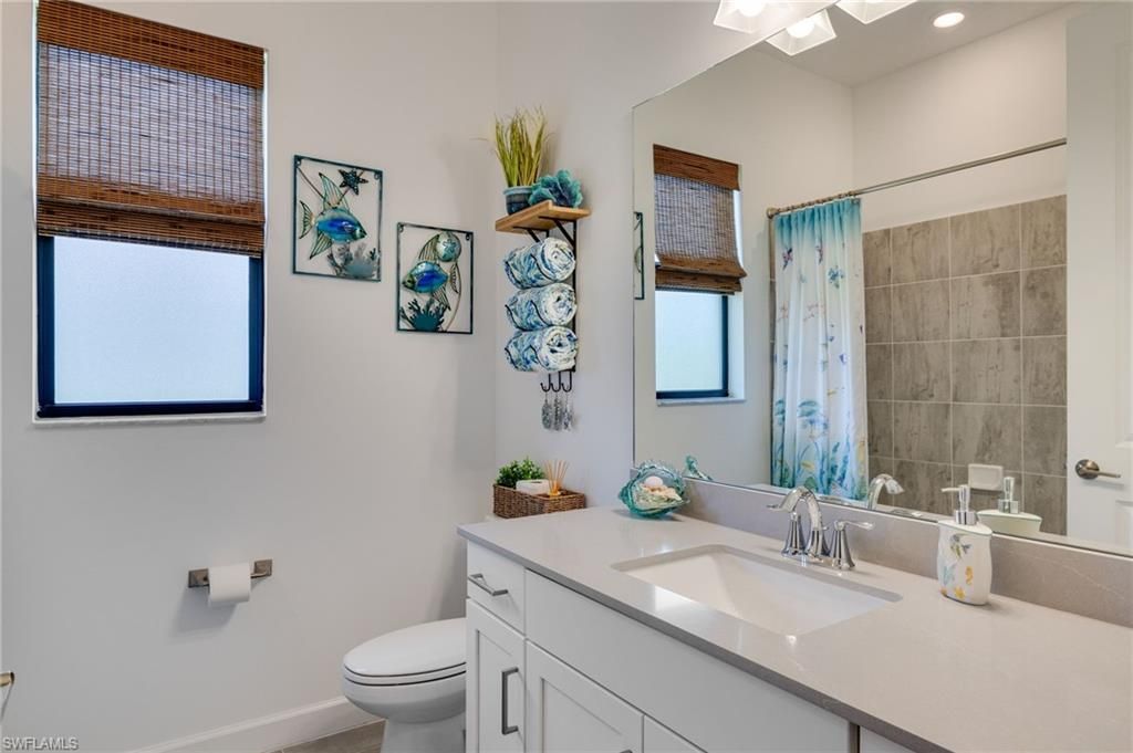 Image 22 of property listing at 1413 SE 10th AVE, Cape Coral, FL 33990