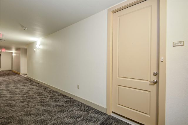 3505 Sage Road 2402, Houston, TX 77056