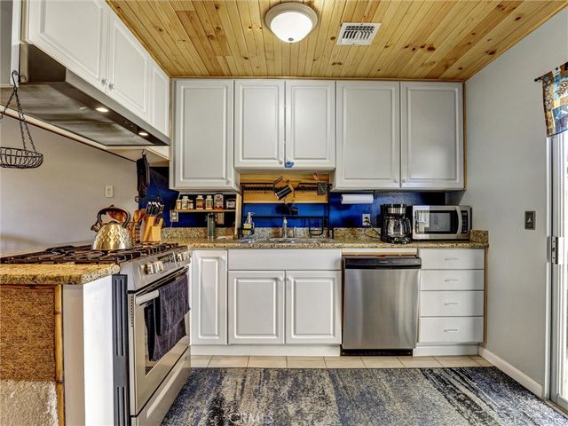 8087 Worthy Drive, Westminster, CA 92683