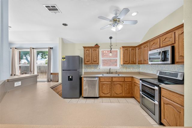 2804 Spencer Circle, Royse City, TX 75189