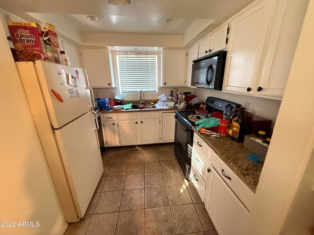 2315 W UNION HILLS Drive 122, Phoenix, AZ 85027