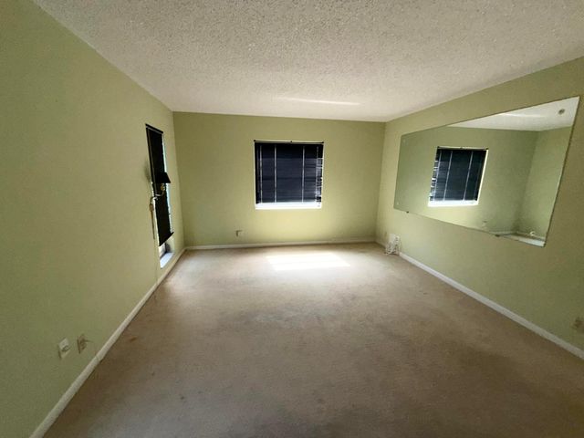 1141 VIOLET Terrace 101, Delray Beach, FL 33445