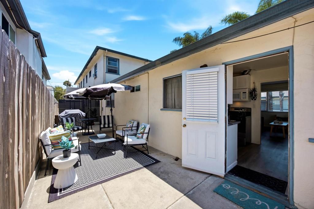 Image 11 of property listing at 1065-1071 Grand Ave, San Diego, CA 92109