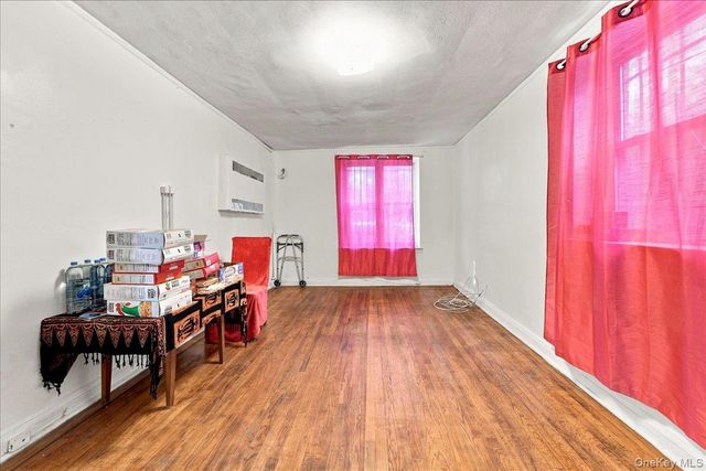 2145 Muliner Avenue, Bronx, NY 10462