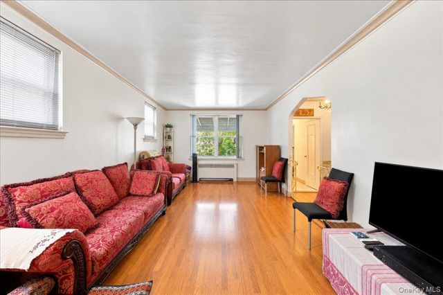 2145 Muliner Avenue, Bronx, NY 10462