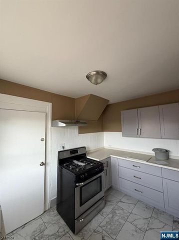 139 Osborne Terrace, Newark, NJ 07108