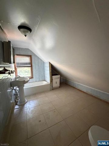 139 Osborne Terrace, Newark, NJ 07108