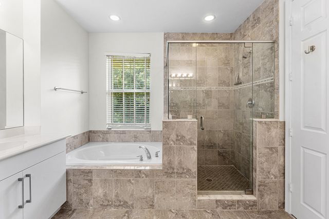 7217 Oxford Court, Palm Beach Gardens, FL 33418