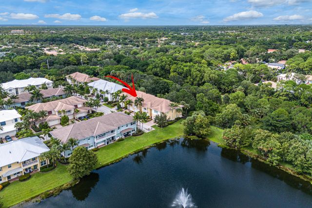 7217 Oxford Court, Palm Beach Gardens, FL 33418