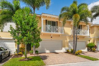 7217 Oxford Court, Palm Beach Gardens, FL 33418