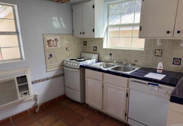 219 Melrose, San Antonio, TX 78212