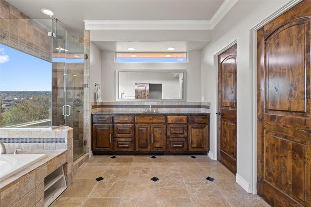 23617 Indian Divide CV, Spicewood, TX 78669