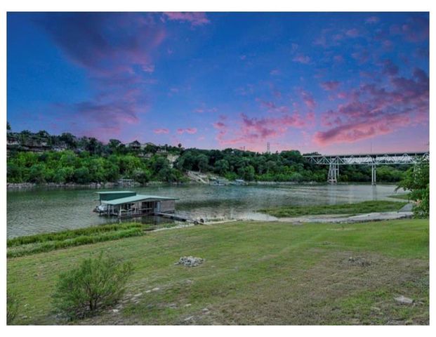 23617 Indian Divide CV, Spicewood, TX 78669