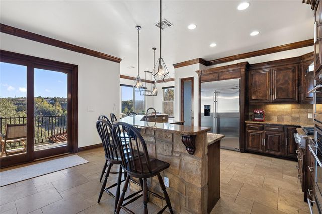 23617 Indian Divide CV, Spicewood, TX 78669