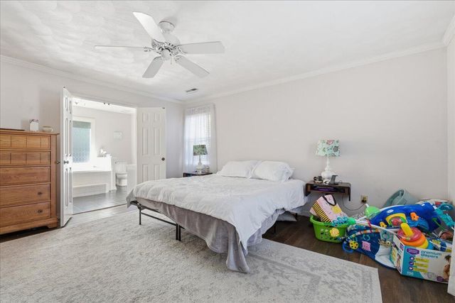 5116 Meadow Creek DR, Roanoke, VA 24018