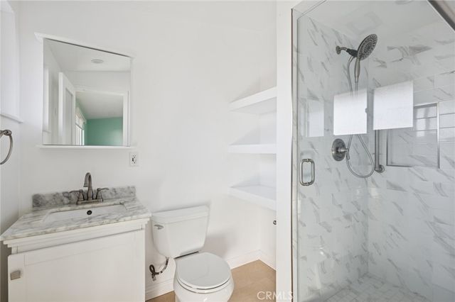 305 Nassau Road, Costa Mesa, CA 92626