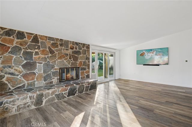 305 Nassau Road, Costa Mesa, CA 92626