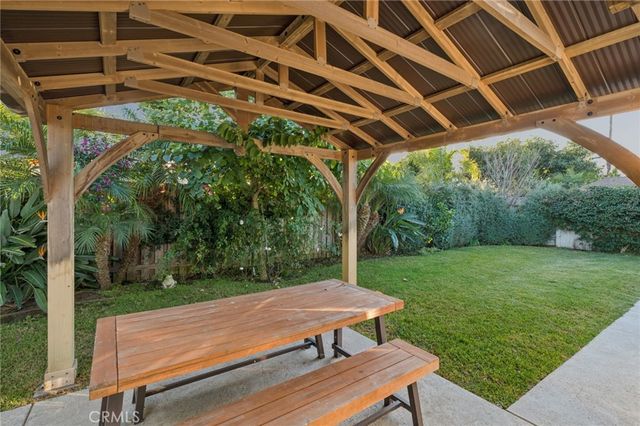 305 Nassau Road, Costa Mesa, CA 92626