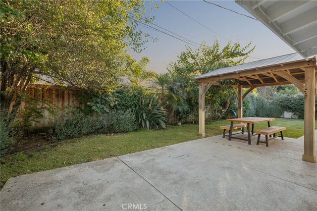 305 Nassau Road, Costa Mesa, CA 92626