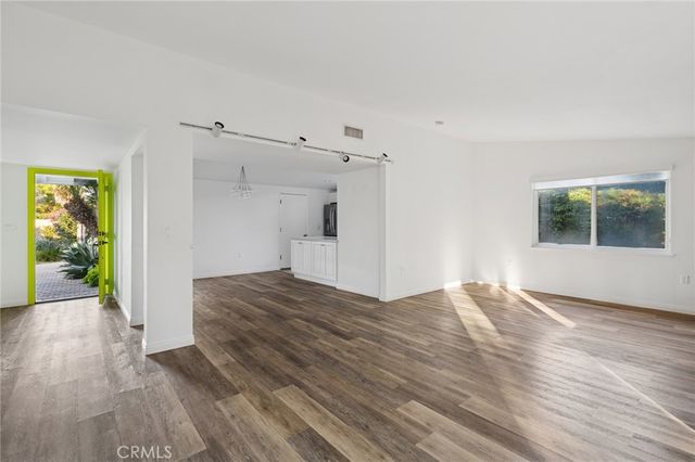 305 Nassau Road, Costa Mesa, CA 92626