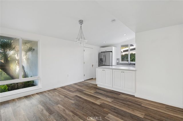 305 Nassau Road, Costa Mesa, CA 92626