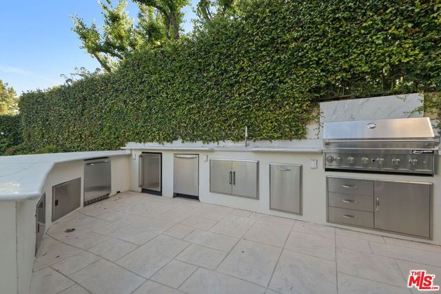 11730 Stonehenge Lane, Los Angeles, CA 90049