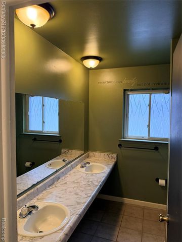 3913 Farnum Street, Inkster, MI 48141