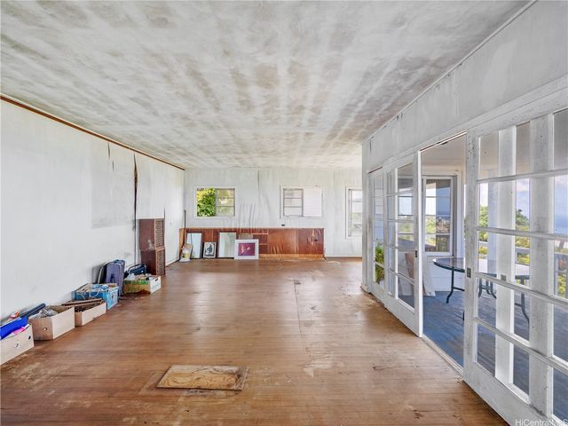 3843 Lurline Drive, Honolulu, HI 96816
