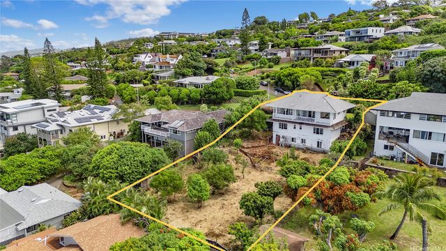 3843 Lurline Drive, Honolulu, HI 96816