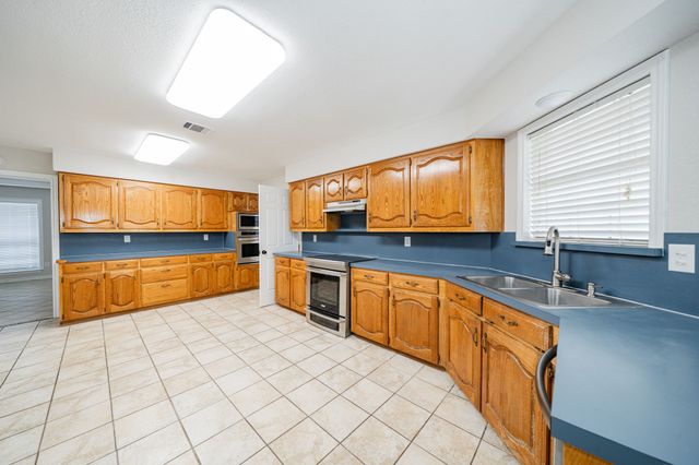 5612 E State Highway 243, Kaufman, TX 75142