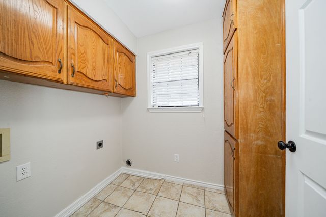 5612 E State Highway 243, Kaufman, TX 75142