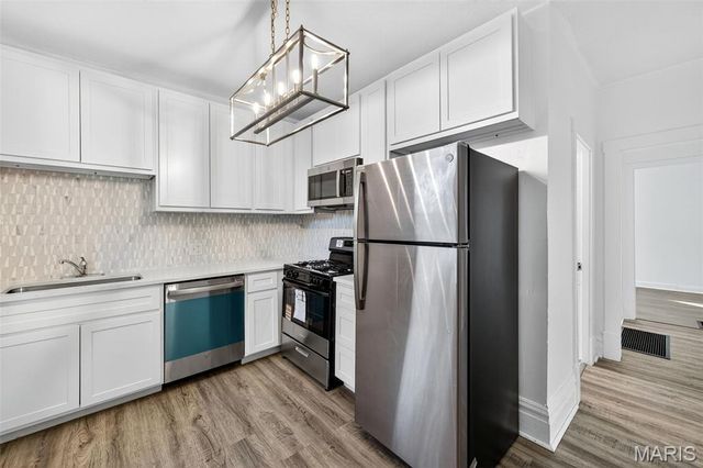 123 W Thornton Avenue, Webster Groves, MO 63119