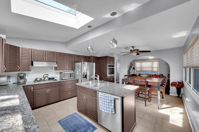 119 Maple Street, Toms River, NJ 08753