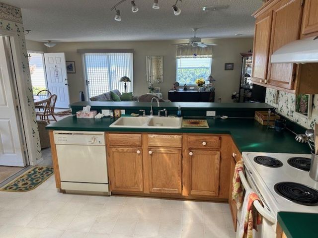 2726 MONCAYO AVENUE, The Villages, FL 32162