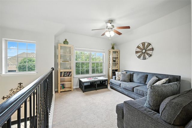 933 Spring Falls Drive, Mckinney, TX 75071