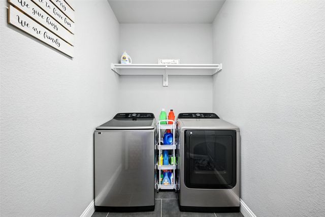 933 Spring Falls Drive, Mckinney, TX 75071