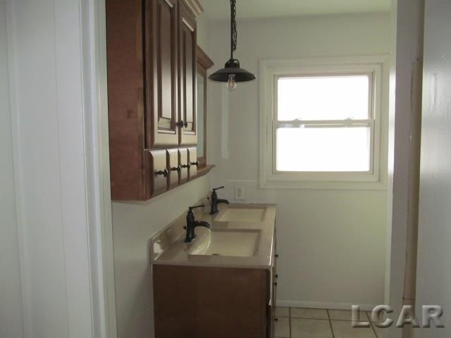 1062 Oram Drive, Adrian, MI 49221