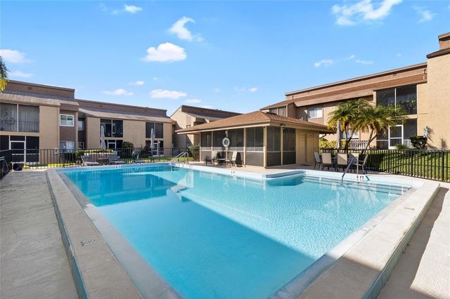 1589 GREENLEA DRIVE 3, Clearwater, FL 33755