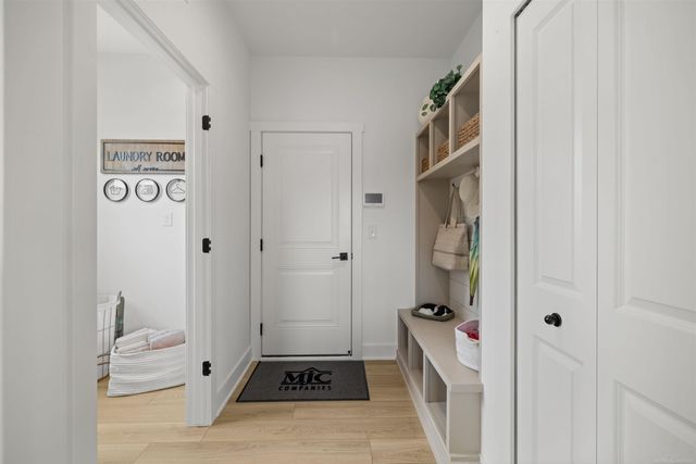 17189 Stallman Drive, Macomb Twp, MI 48042