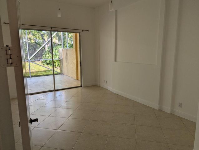 15274 Fiorenza Circle, Delray Beach, FL 33446